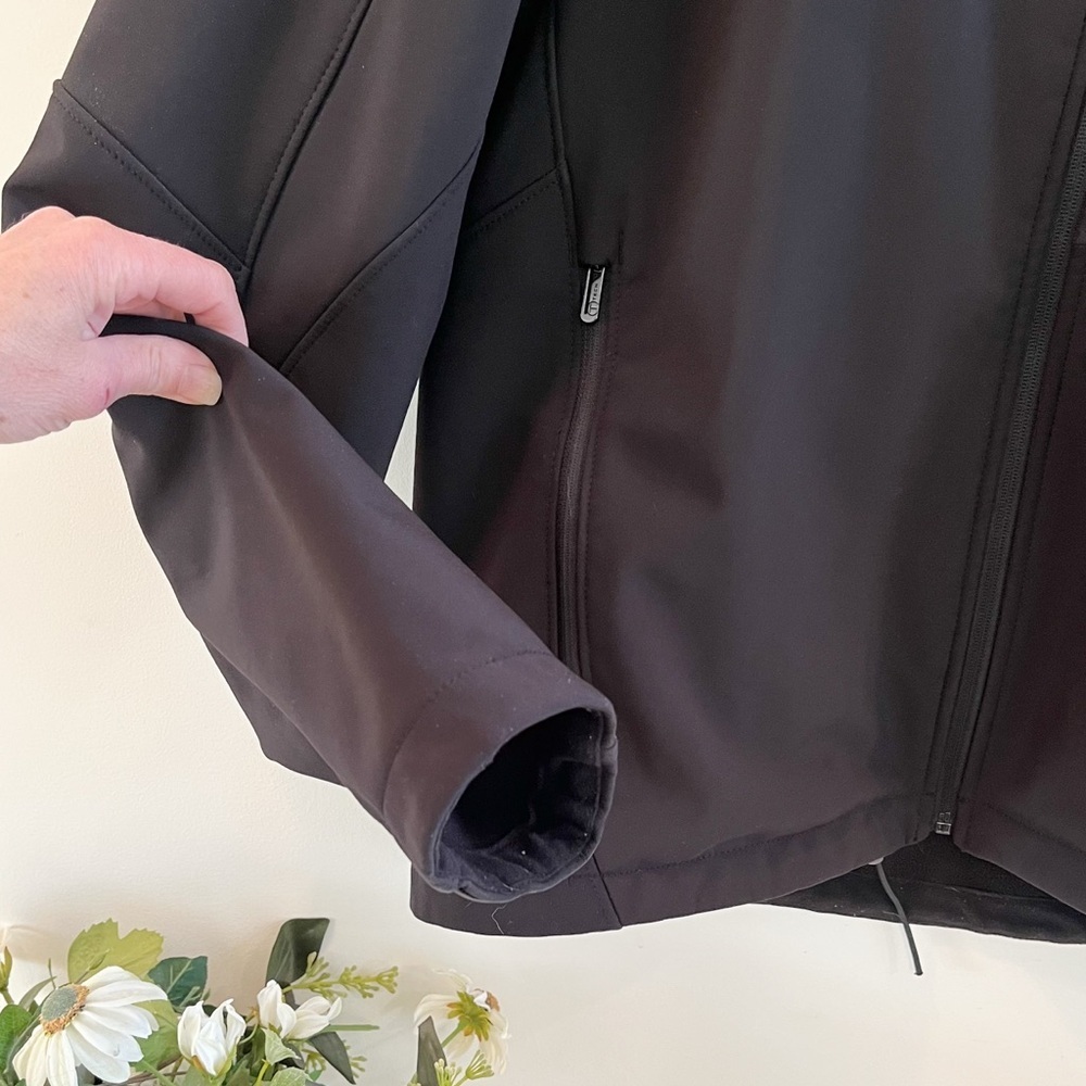 TUMI Men’s Black T-Tech Softshell Jacket Size Large - Picture 3 of 9